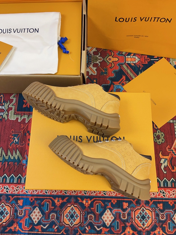 ルイヴィトン靴側面デザイン